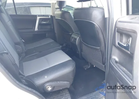 2017 Toyota 4Runner Sr5 Premium z USA, uszkodzony, nr VIN JTEBU5JR7H5447782